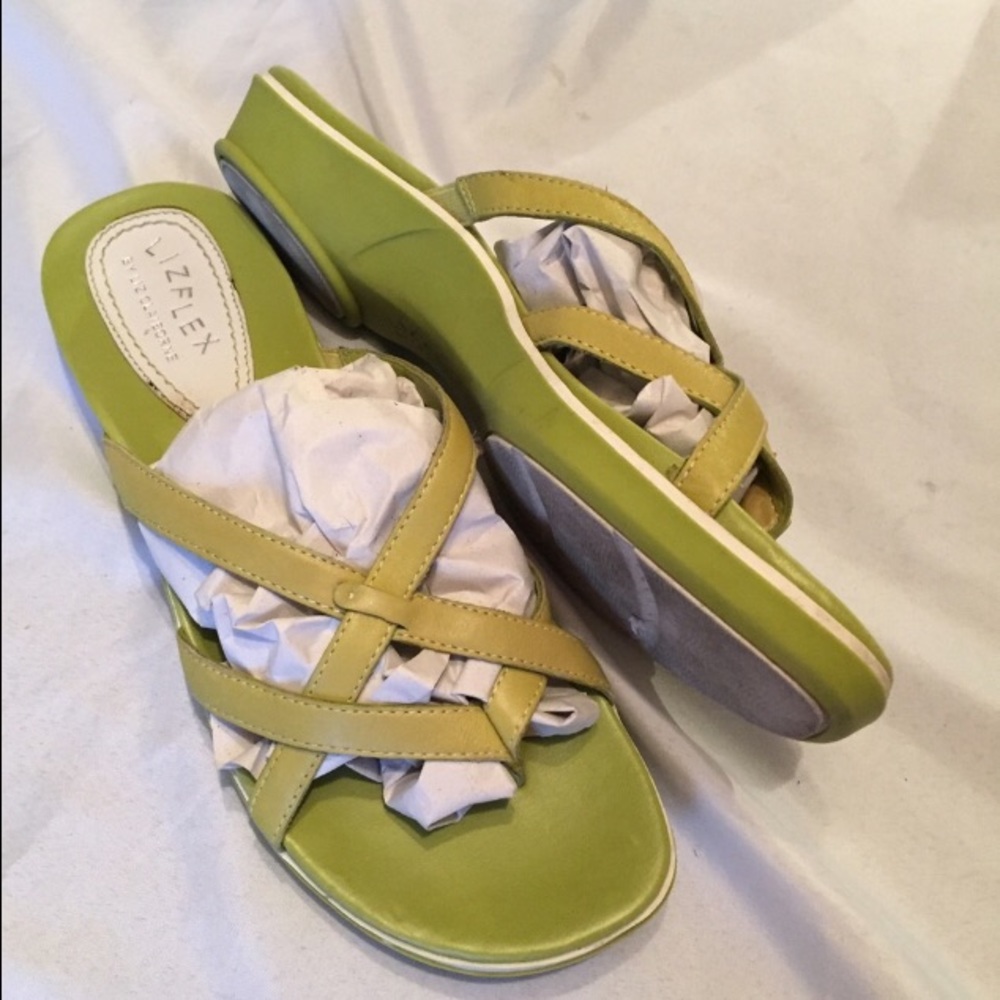 Cute & comfy sandals 8.5 Liz Claiborne